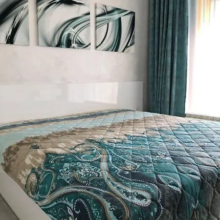 Варна Сити Парк С Паркомясто Apartment Varna